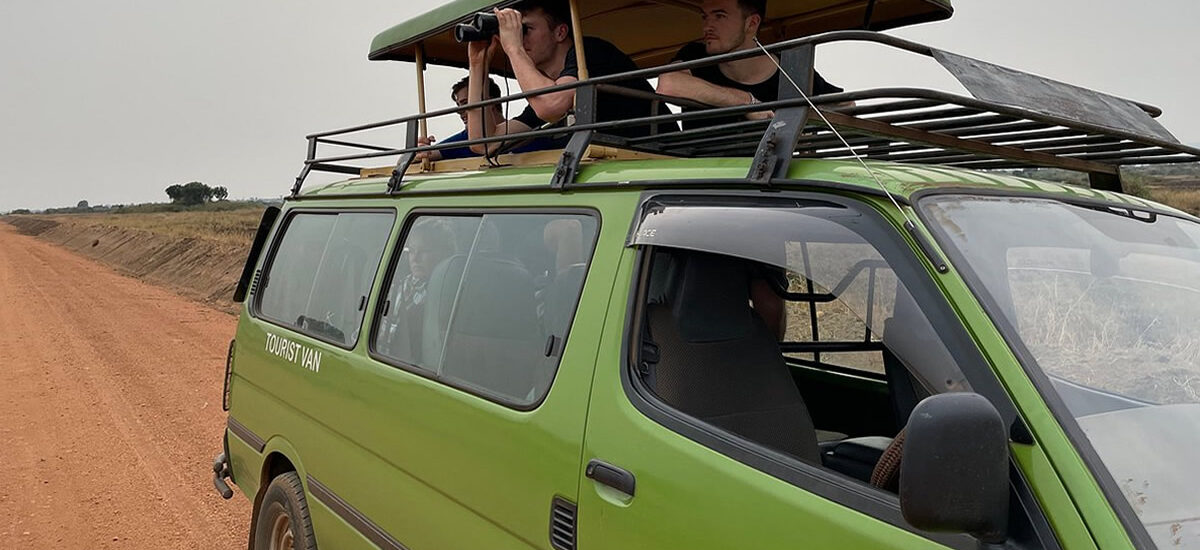 Toyota Safari Van